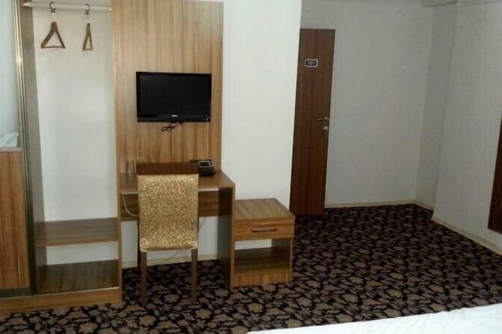 Room 26 of 43