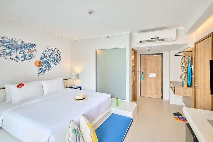 Room 27 of 126