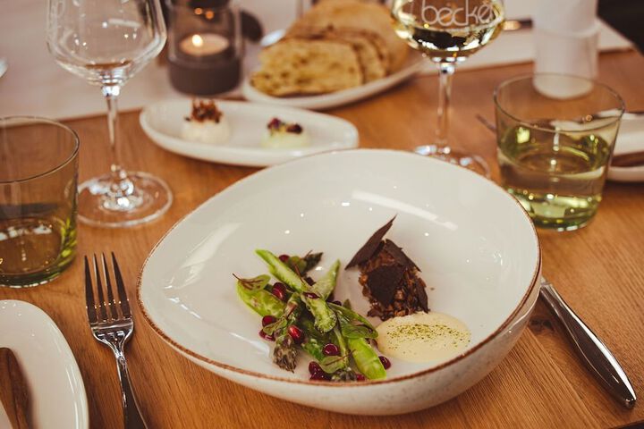 Dining 53 of 79