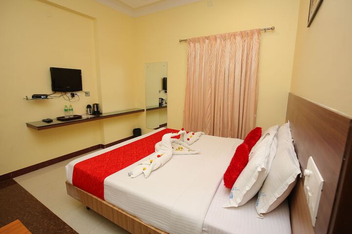 Room 9 of 27