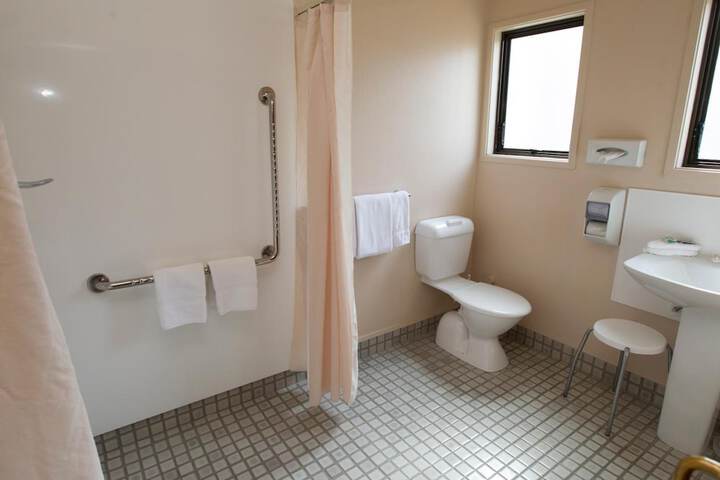 Room 20 of 23