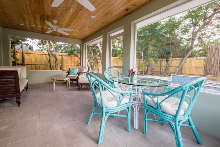 Terrace/Patio 10 of 17