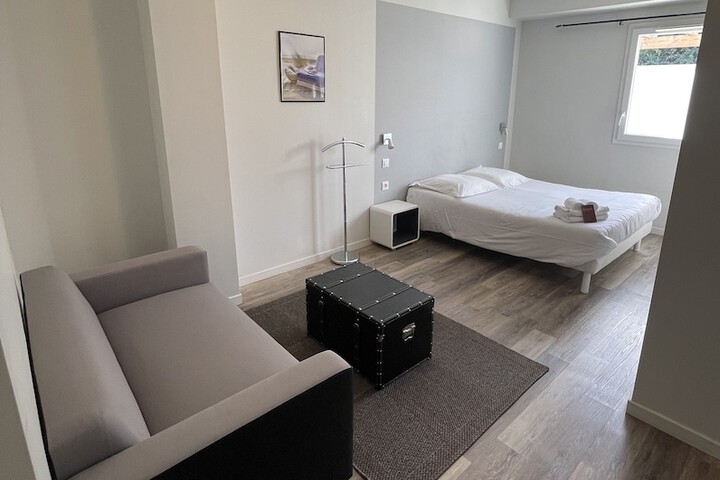 Room 3 of 36