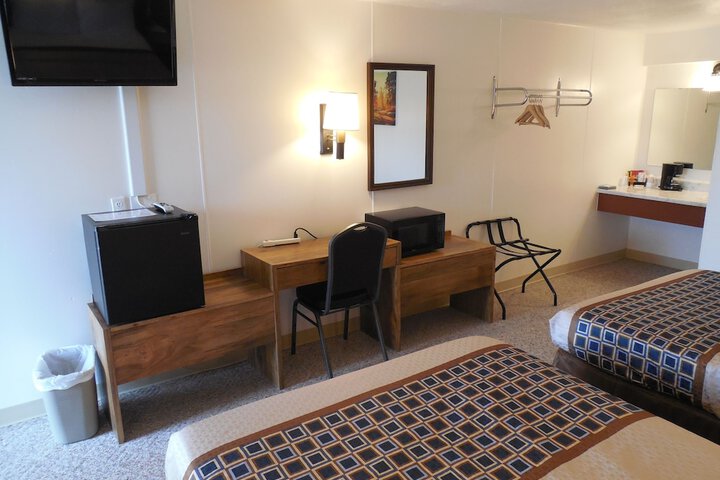 Room 4 of 54