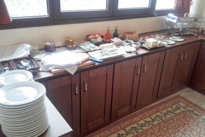 Dining 47 of 70