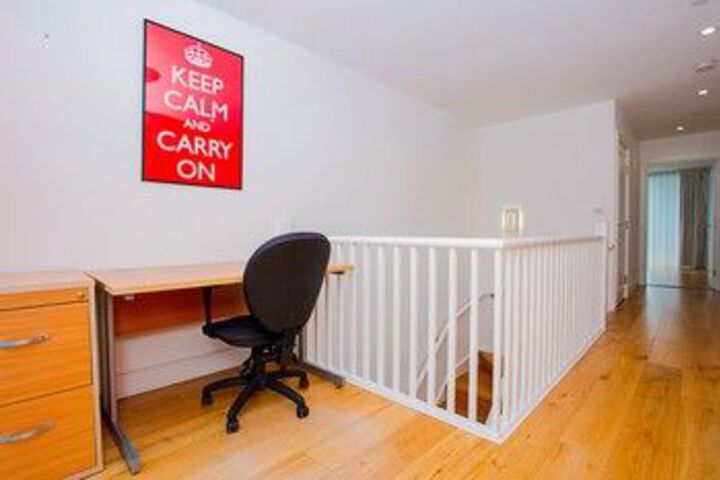 Room 20 of 28