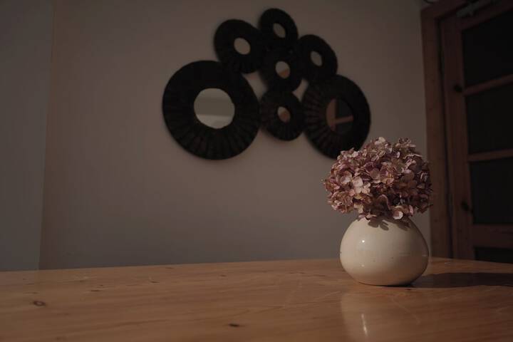 Room 52 of 127