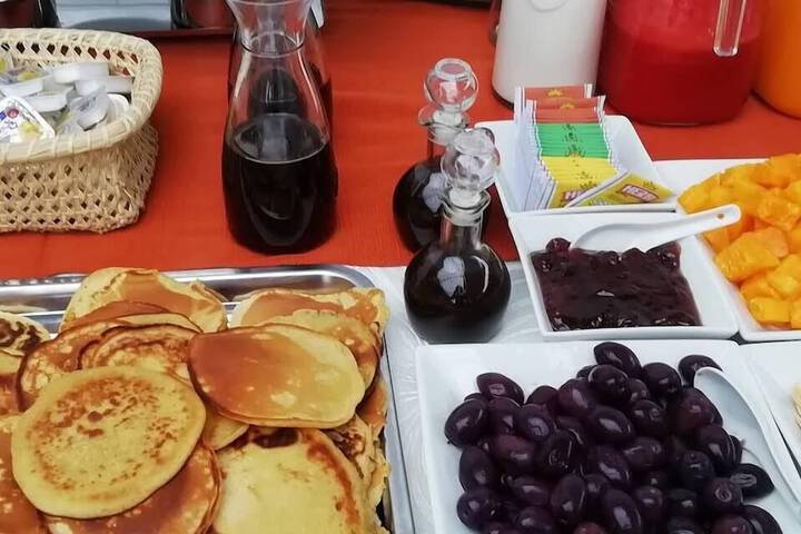 Breakfast/Coffee Service 13 of 13