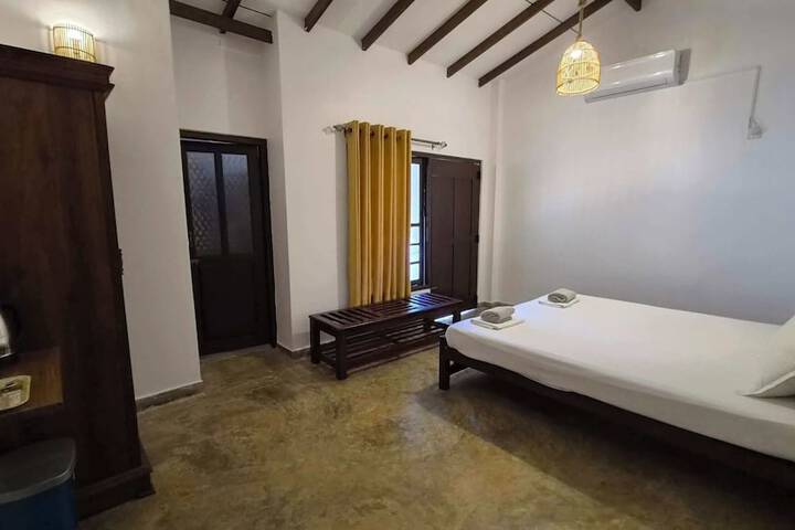 Room 26 of 72