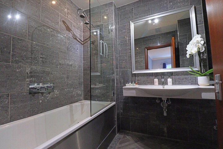 Room 42 of 52