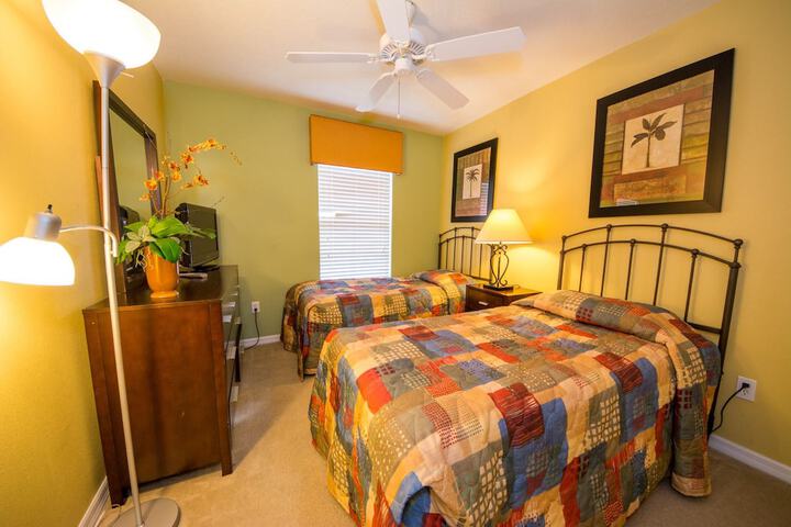 Room 29 of 221
