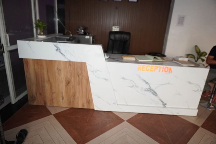 Hotel Radha Raman and Restaurant