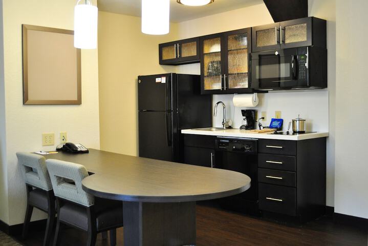 Room 10 of 42
