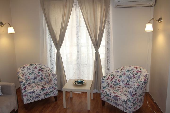 Room 33 of 37