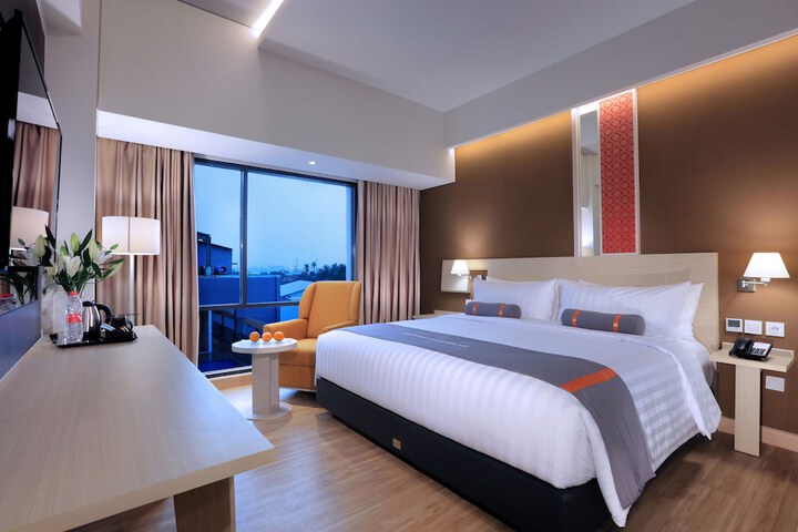 Exterior of Harper Palembang by ASTON