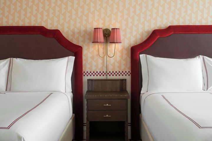 Room 29 of 81