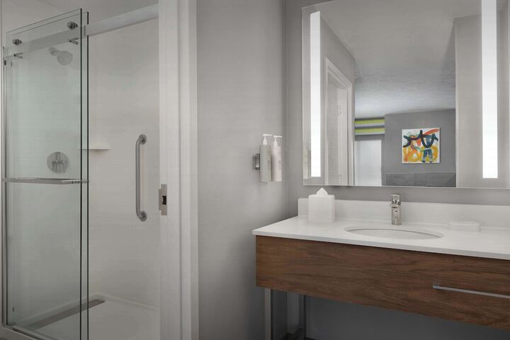 Bathroom shower