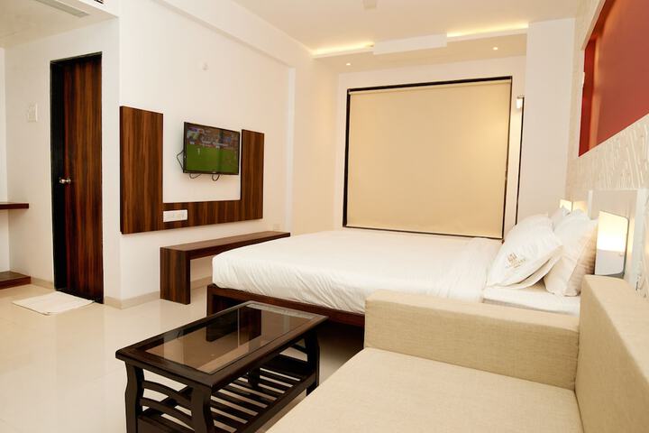 Room 6 of 58