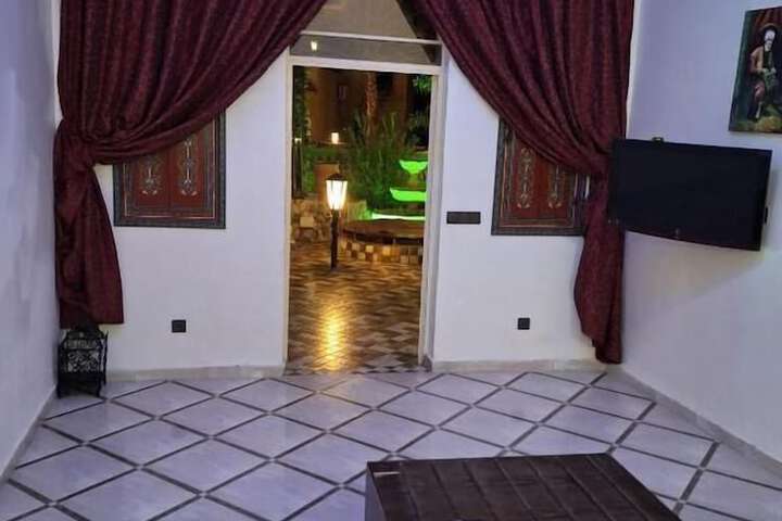 Room 16 of 96
