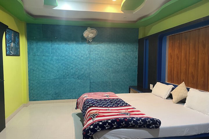 Room 19 of 94
