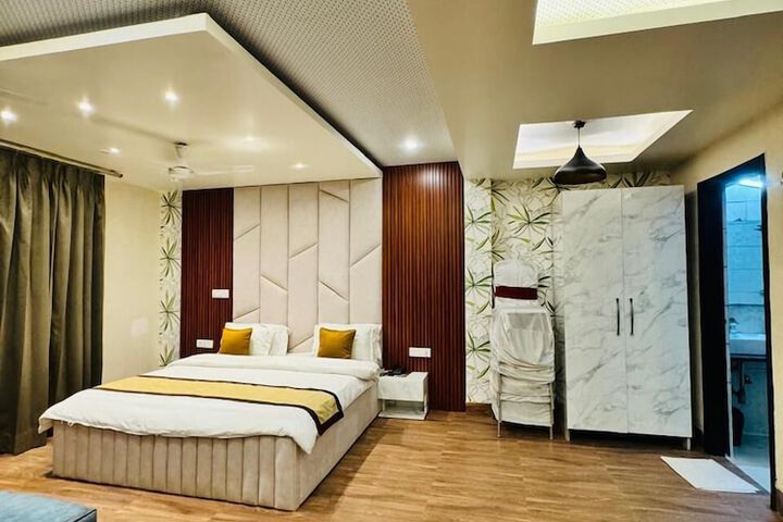 Room 29 of 79