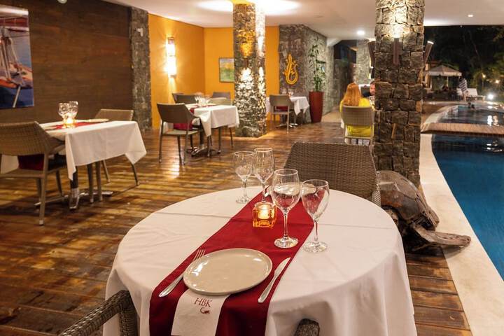 Dining 148 of 252