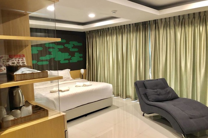 Room 10 of 69