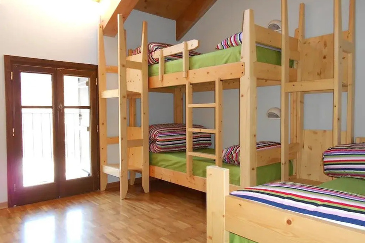 Room 2 of 13