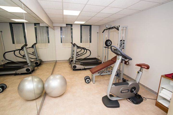 Hotel Gym Photos