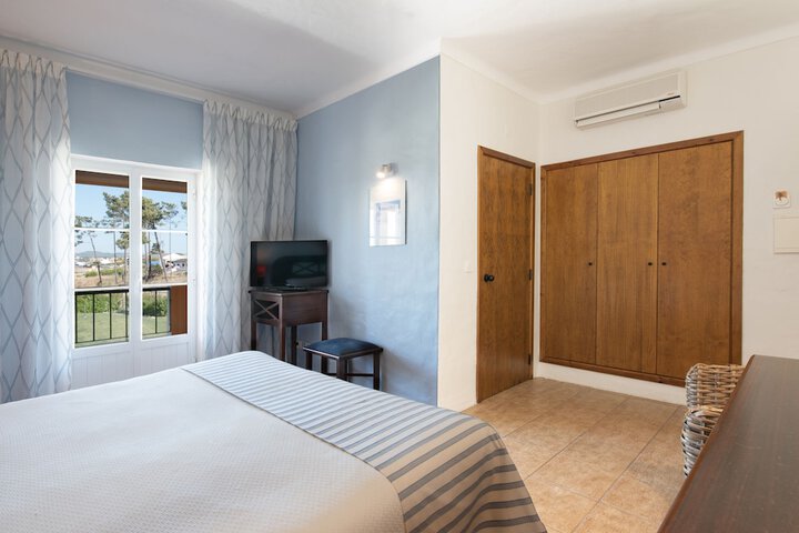 Room 7 of 44