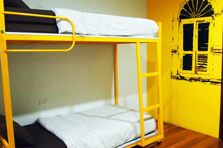 Room 11 of 31