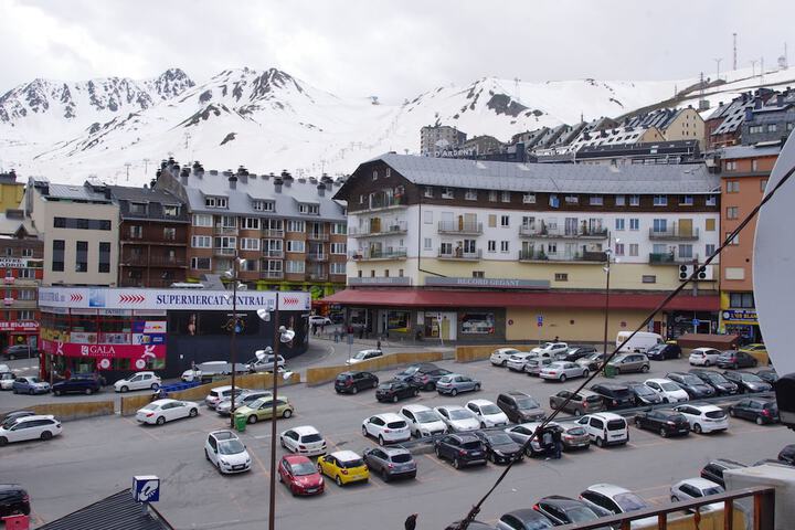 Hotel Entry
