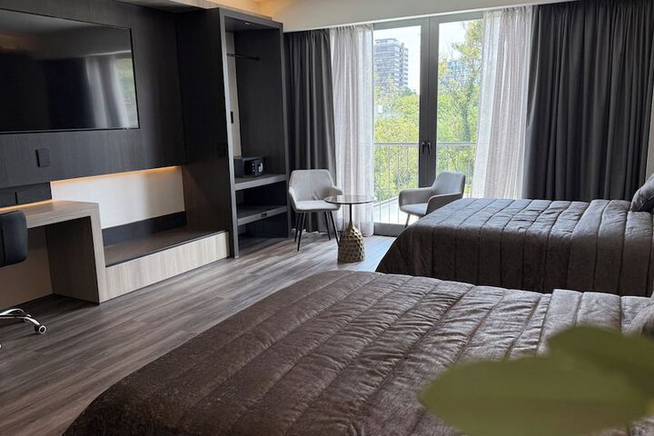 Room 29 of 64