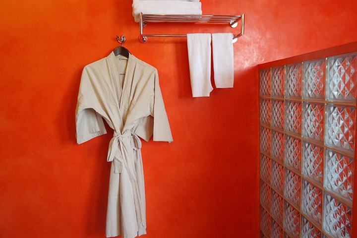 Clean Restrooms