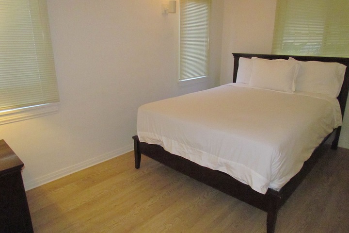 Room 2 of 17