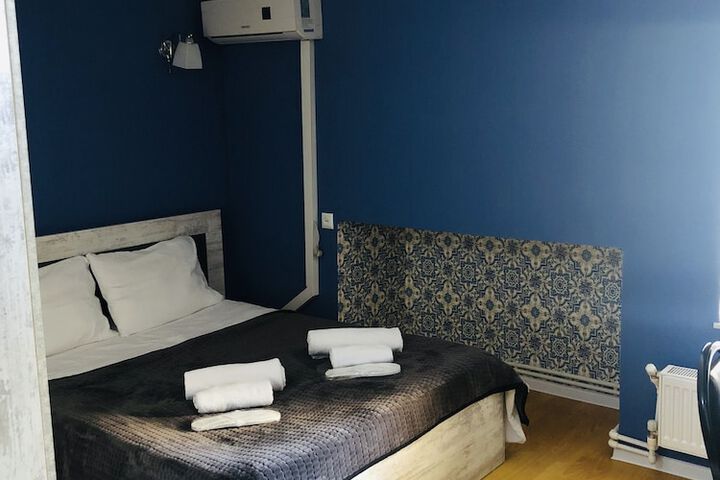 Room 15 of 56