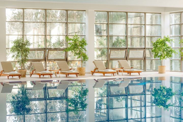 Pool 48 of 141