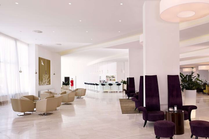 Lobby Photos