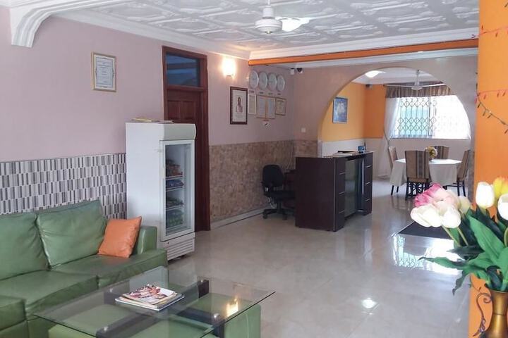 Guest Lobby