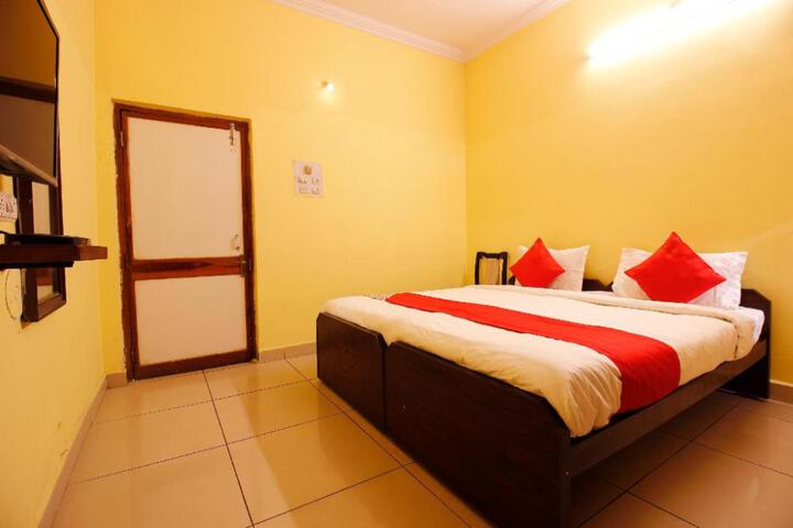 OYO Hotel Swiss Legrand