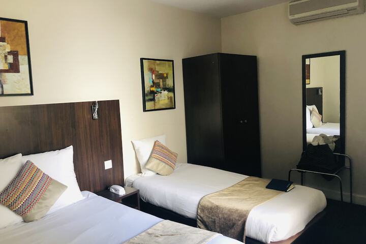Room 31 of 75