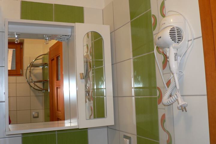 Room 17 of 25