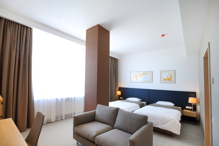 Victor Hotel