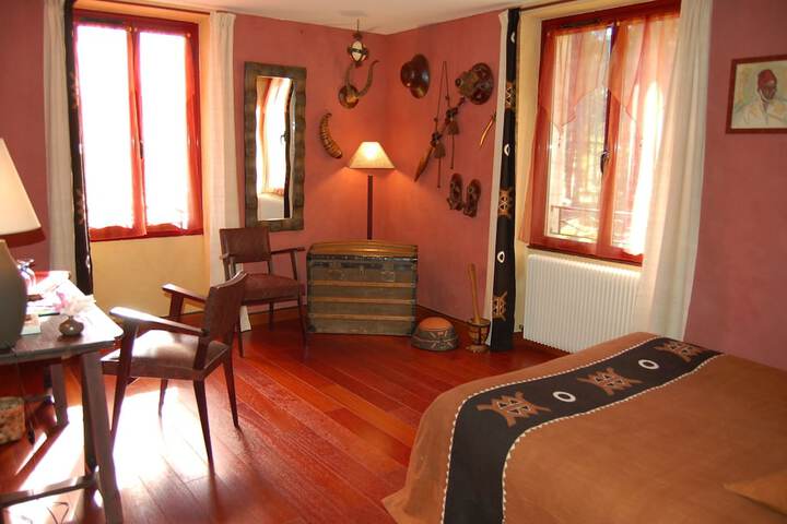Room 8 of 23