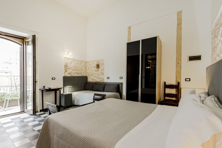 Room 20 of 92