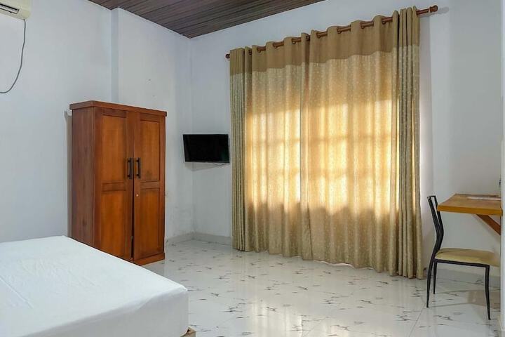 Room 10 of 35