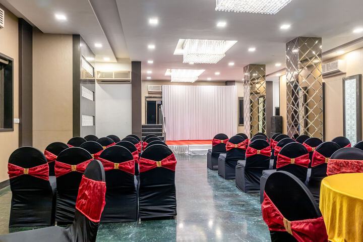 Ballroom/Hall 47 of 54
