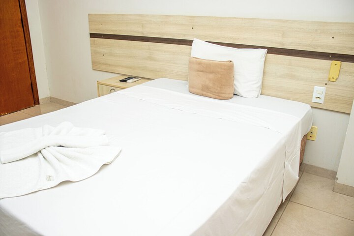 Room 19 of 70
