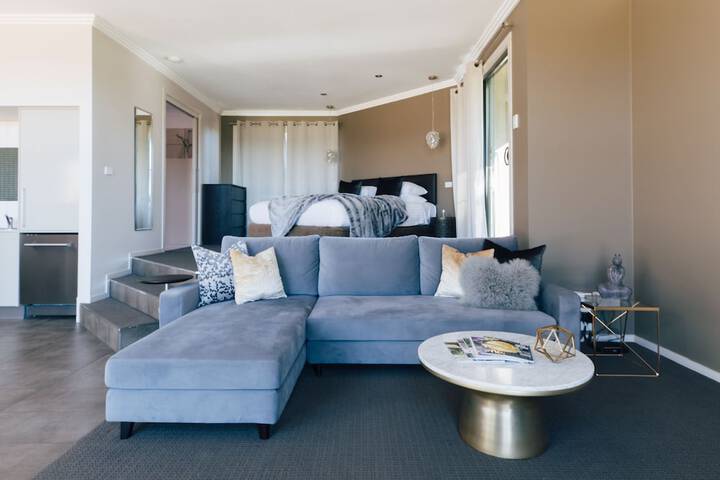 Room 5 of 27