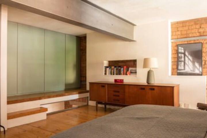 Room 26 of 34